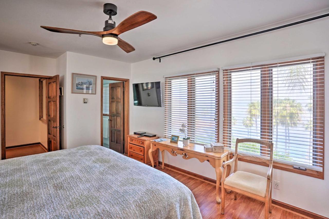 Quiet Avalon Getaway Villa With Ocean View And Balcony Zewnętrze zdjęcie